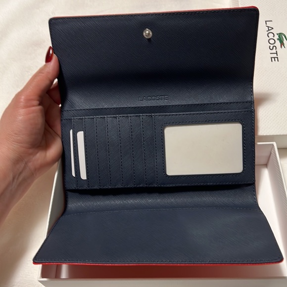 NWOT Lacoste wallet - Picture 3 of 10
